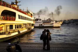 Die Istanbuler Fähren sind eine gute Möglichkeit, Staus zu umgehen. Viele Menschen sind zudem schlicht auf sie angewiesen, wenn 